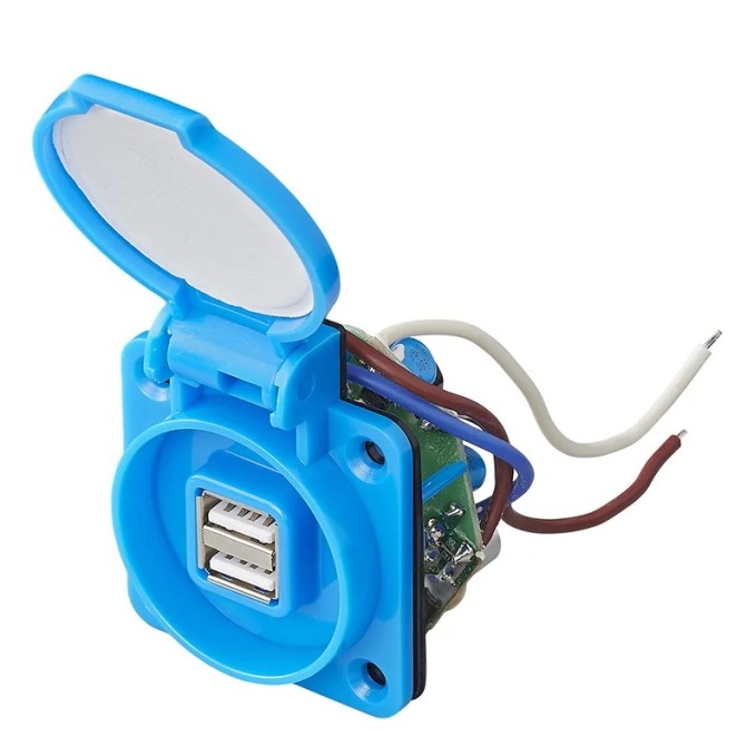 Gniazdo 2 x USB DC 5V max. 2100mA