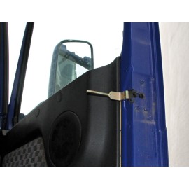 ZABEZPIECZENIE DO DRZWI TIR VOLVO FH FM FMX